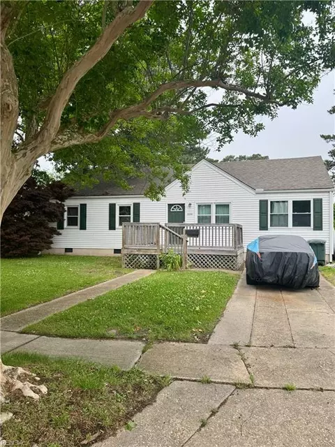 5530 Macon Ct, Norfolk, VA 23513