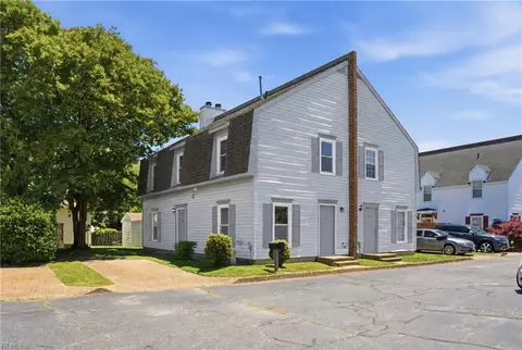 Exterior - 294 Eaton St, Hampton, VA 23669 photo 3 of 3
