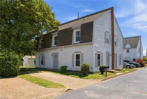 294 Eaton St, Hampton, VA 23669