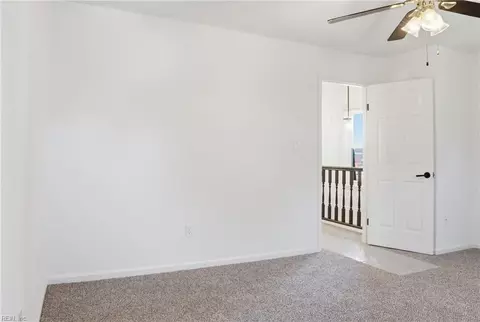 Bedroom - 294 Eaton St, Hampton, VA 23669 photo 5 of 6