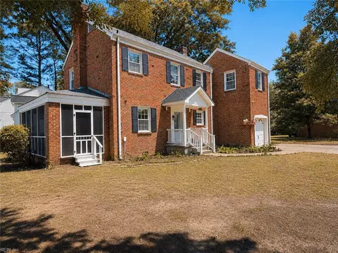 617 Westcove Ct, Norfolk, VA 23502