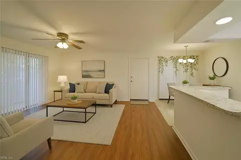 3 Davenport Ct, Hampton, VA 23666