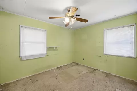 Bedroom - 1003 Rollins Cir, Hampton, VA 23663 photo 6 of 7
