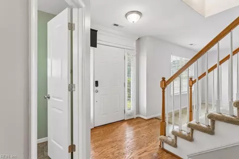 Entry Way - 835 Burton St, Hampton, VA 23666 photo 1 of 5