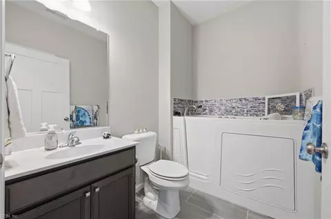 Bath - 2307 Tybee Loop, Chesapeake, VA 23321 photo 3 of 4