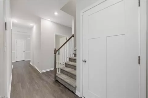 Entry Way - 2307 Tybee Loop, Chesapeake, VA 23321 photo 9 of 12