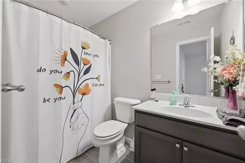 Bath - 2307 Tybee Loop, Chesapeake, VA 23321 photo 4 of 4