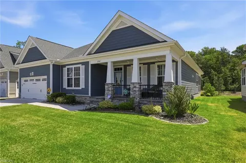 Exterior - 2307 Tybee Loop, Chesapeake, VA 23321 photo 3 of 7