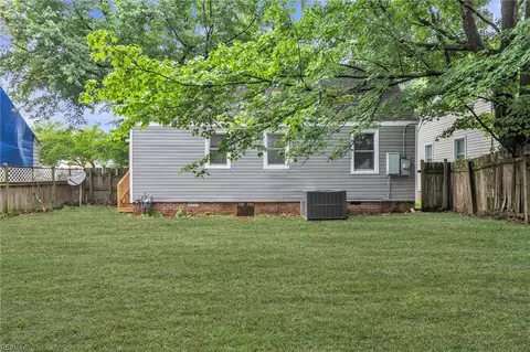 Exterior - 329 E Randall Ave, Norfolk, VA 23503 photo 9 of 9