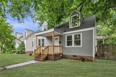 Exterior - 329 E Randall Ave, Norfolk, VA 23503 photo 3 of 9