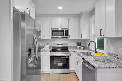 Kitchen - 329 E Randall Ave, Norfolk, VA 23503 photo 1 of 1