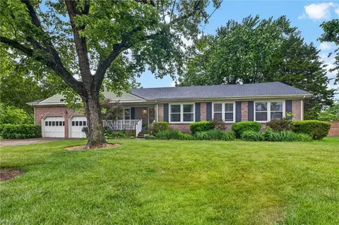 801 Adrian Dr, Virginia Beach, VA 23452