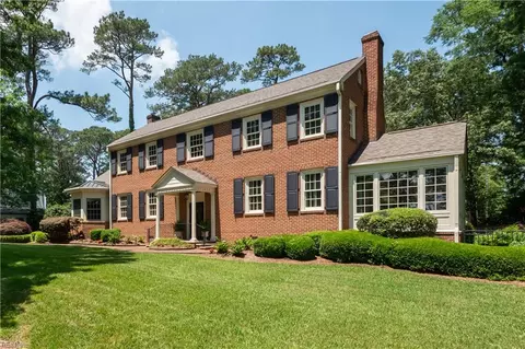 7634 N Shore Rd, Norfolk, VA 23505
