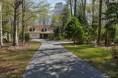 4172 Godwin Blvd, Suffolk, VA 23434