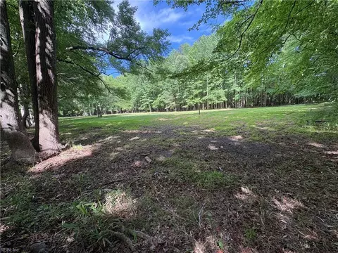 6 7 Lauren Ests, Virginia Beach, VA 23456