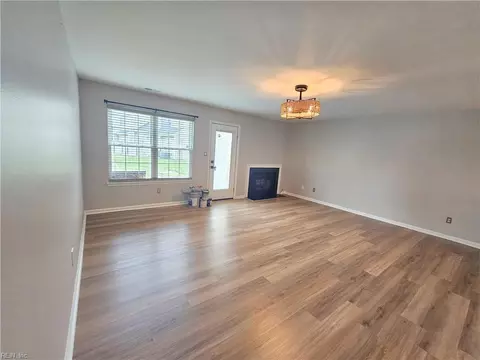 54 Treasure Ky, Hampton, VA 23666