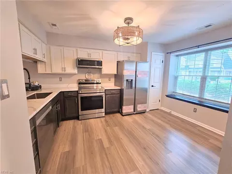 Kitchen - 54 Treasure Ky, Hampton, VA 23666 photo 1 of 3