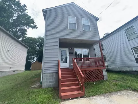 118 S Capital St, Suffolk, VA 23434