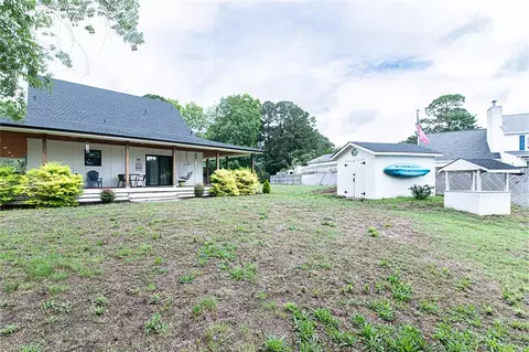 Exterior - 7230 Otey Dr, Lanexa, VA 23089 photo 9 of 12