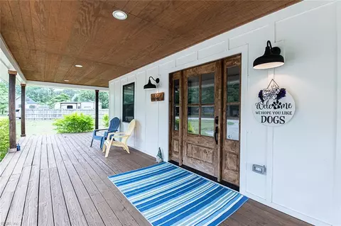 Exterior - 7230 Otey Dr, Lanexa, VA 23089 photo 4 of 12
