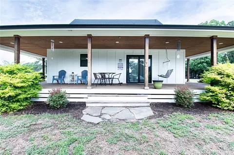 Exterior - 7230 Otey Dr, Lanexa, VA 23089 photo 7 of 12