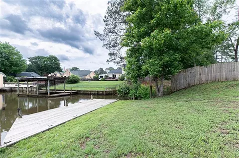 Exterior - 7230 Otey Dr, Lanexa, VA 23089 photo 10 of 12