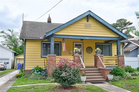 3705 Buckingham St, Norfolk, VA 23513