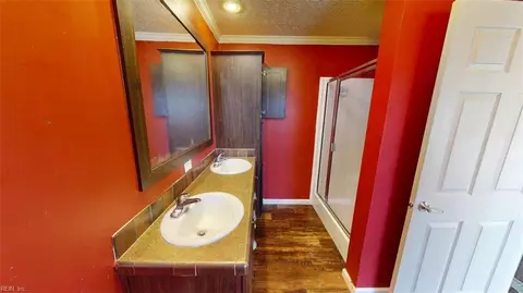 Bath - 4985 Deer Path Rd, Suffolk, VA 23437 photo 2 of 4