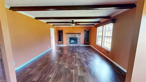 Living - 4985 Deer Path Rd, Suffolk, VA 23437 photo 8 of 9