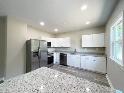 Kitchen - 722 Rolfe St, Hampton, VA 23661 photo 3 of 3