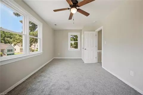 Bedroom - 722 Rolfe St, Hampton, VA 23661 photo 6 of 8