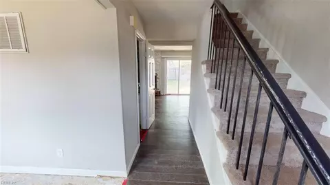 Entry Way - 3208 Clover Rd E, Chesapeake, VA 23321 photo 8 of 9