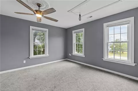 Bedroom - 421 E Pembroke Ave, Hampton, VA 23669 photo 2 of 4