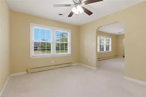 Living - 413 Shoreline Dr, Hampton, VA 23669 photo 3 of 5