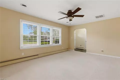 Living - 413 Shoreline Dr, Hampton, VA 23669 photo 2 of 5