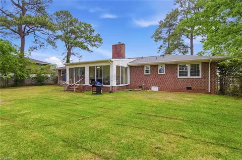 Exterior - 413 Shoreline Dr, Hampton, VA 23669 photo 7 of 8