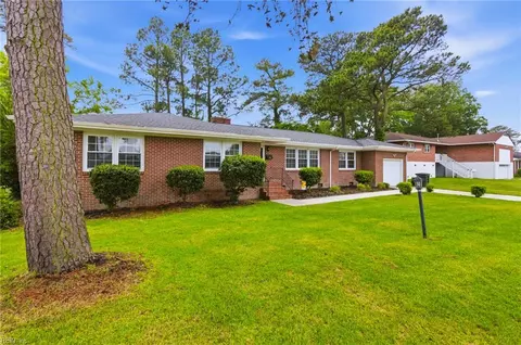 Exterior - 413 Shoreline Dr, Hampton, VA 23669 photo 3 of 8