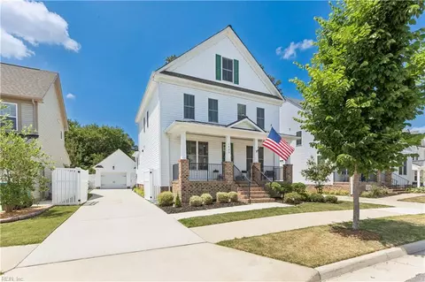 1433 Waltham Ln, Newport News, VA 23608