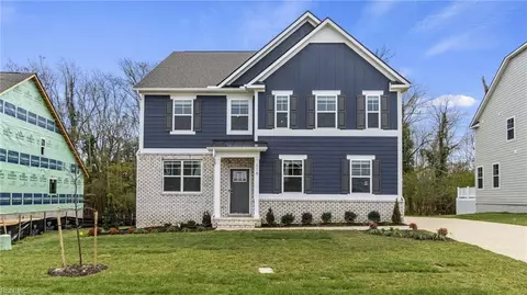 2141 Brians Ln, Suffolk, VA 23434