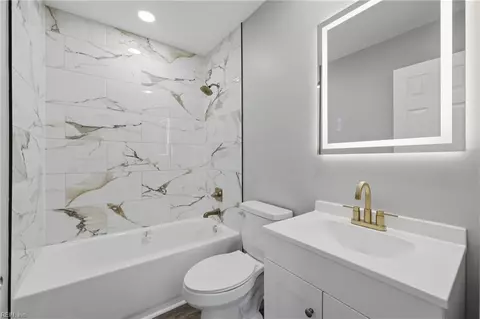 Bath - 3 Beechwood Rd, Hampton, VA 23666 photo 1 of 6