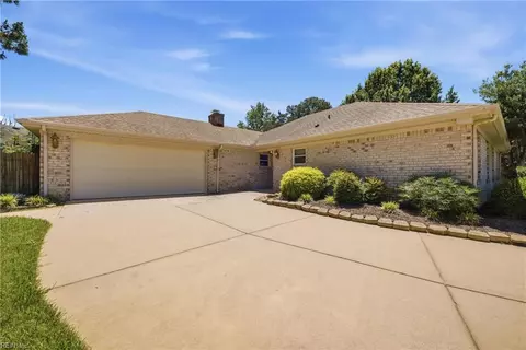 2001 Starboard Ct, Virginia Beach, VA 23454