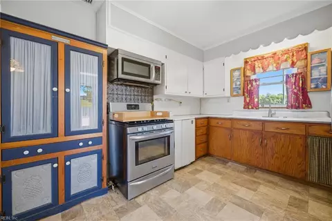 Kitchen - 1635 Buckley Hall Rd, Dutton, VA 23050 photo 1 of 2