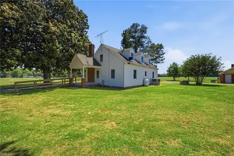 Exterior - 1635 Buckley Hall Rd, Dutton, VA 23050 photo 2 of 5