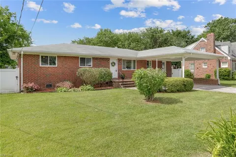2825 Woodland Ave, Norfolk, VA 23504