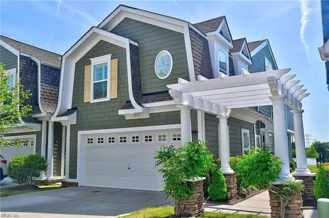 212 Stowe Dr, Suffolk, VA 23435