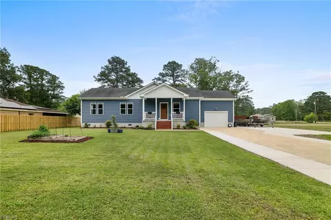 119 Vincent Dr, Moyock, NC 27958