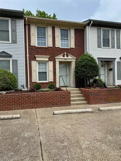 9606 Mason Creek Rd, Norfolk, VA 23503