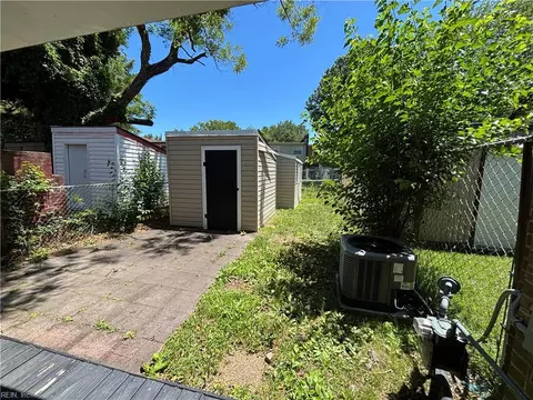 Exterior - 6522 Pasteur Ct, Norfolk, VA 23513 photo 2 of 2