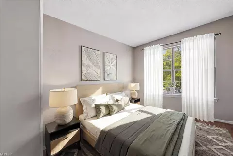 Bedroom - 18 Inlandview Dr #B, Hampton, VA 23669 photo 3 of 3
