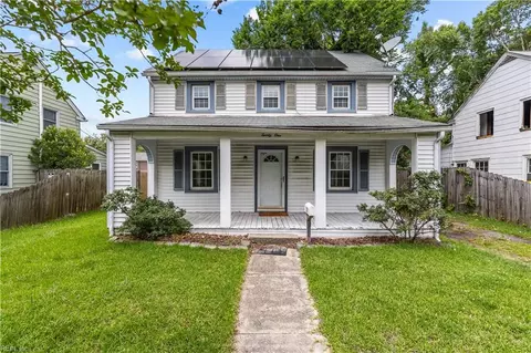 21 Burtis St, Portsmouth, VA 23702